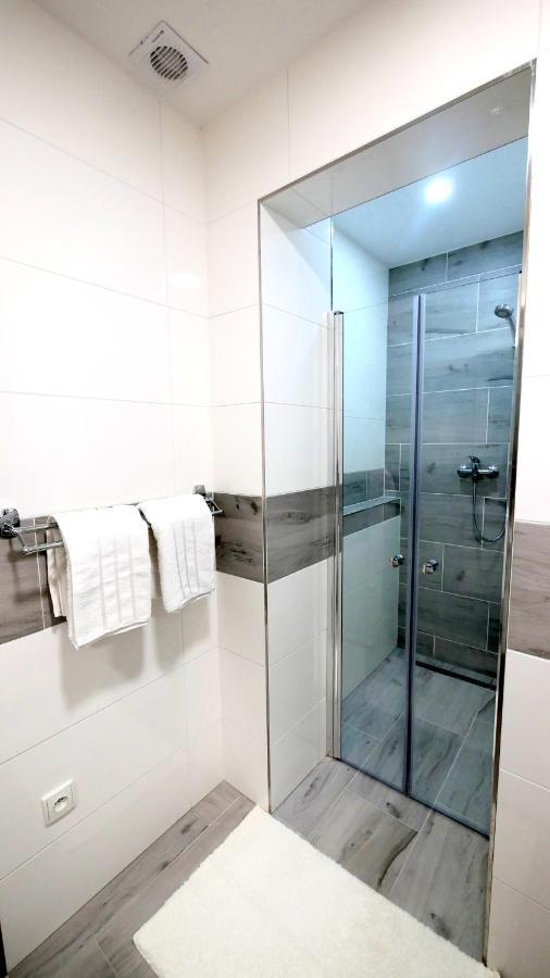 Apartman U Louckeho Klastera 2 Plus Kk Znojmo Esterno foto